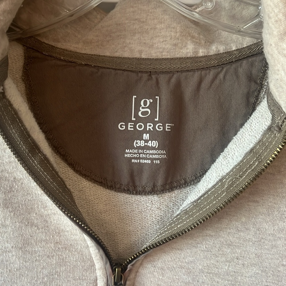 George tan pull over sweater - Picture 5 of 9